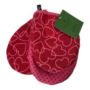Kate Spade New York Mini Oven Mitts Hearts Red Pink Set of 2 NWT